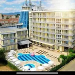 Sol E Mar شقة *